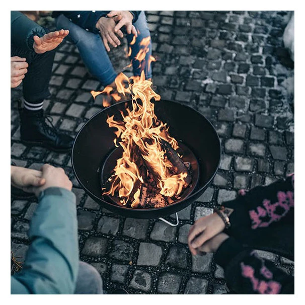 Braséro De Terrasse Sur Pieds Bas Höfats Bowl Ø57 X H35.5 Cm 5 Braséro De Terrasse Sur Pieds Bas Höfats Bowl Ø57 X H35.5 Cm – Image 3