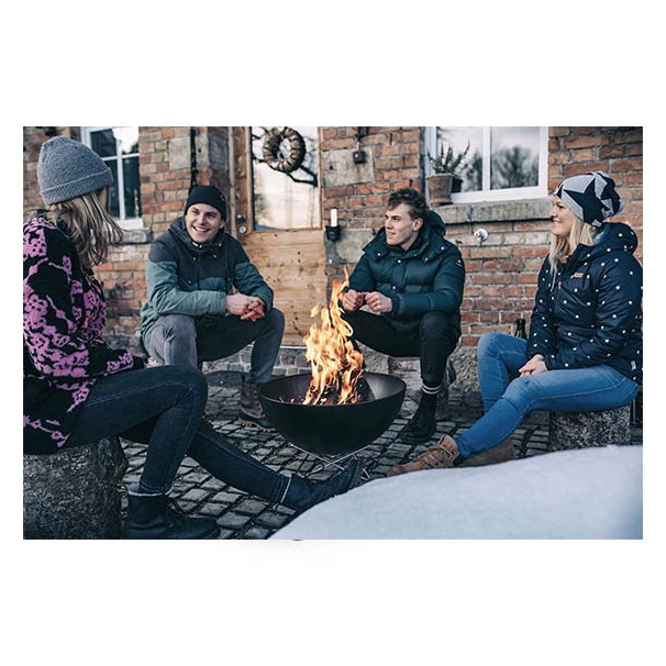 Braséro De Terrasse Sur Pieds Bas Höfats Bowl Ø57 X H35.5 Cm 6 Braséro De Terrasse Sur Pieds Bas Höfats Bowl Ø57 X H35.5 Cm – Image 4