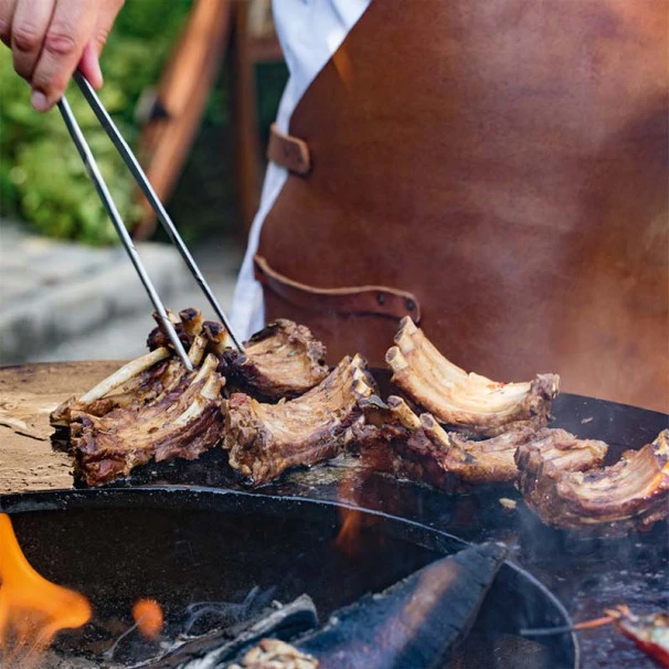 Braséro Plancha OFYR Island 100 Acier Corten Billot Céramique 5 Braséro Plancha OFYR Island 100 Acier Corten Billot Céramique – Image 3