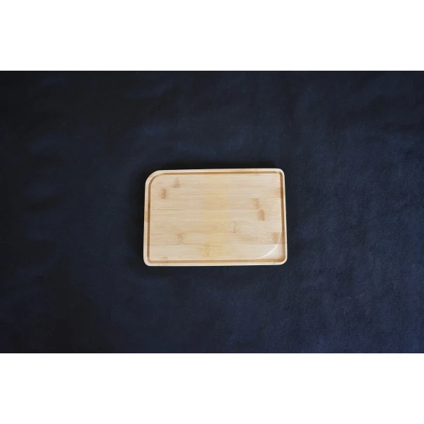 Planche à Découper Avec Rigole En Bambou 26 X 18 Cm 5 Planche à Découper Avec Rigole En Bambou 26 X 18 Cm – Image 3